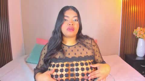Snapshot of rileydolly chatting on October 10, 5:13 am RileyDolly online show from October 10, 5:13 am
