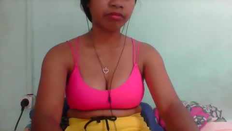 Snapshot of rinah856024 chatting on October 18, 10:30 am rinah856024 online show from October 18, 10:30 am