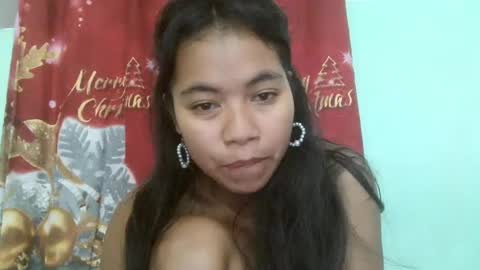 Snapshot of rinah856024 chatting on February 28, 3:15 pm rinah856024 online show from February 28, 3:15 pm