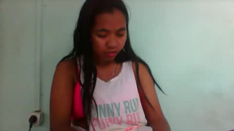 Snapshot of rinah856024 chatting on September 24, 10:00 am rinah856024 online show from September 24, 10:00 am