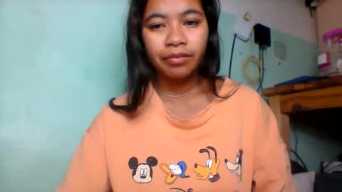 rinah856024 online show from June 11, 4:32 am