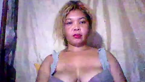 rinana32 online show from May 2, 6:46 pm
