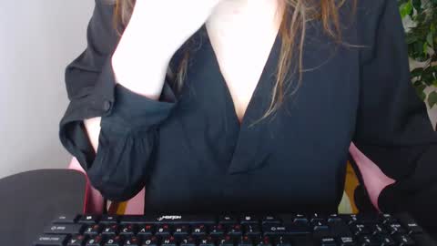 Snapshot of ripe_cherries chatting on September 20, 8:12 pm Ripe cherries online show from September 20, 8:12 pm