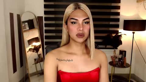 riri online show from March 7, 10:13 am