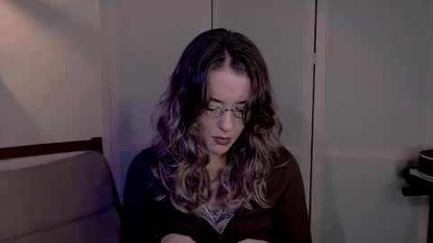 Snapshot of risha_laass chatting on December 5, 4:17 pm risha_laass online show from December 5, 4:17 pm