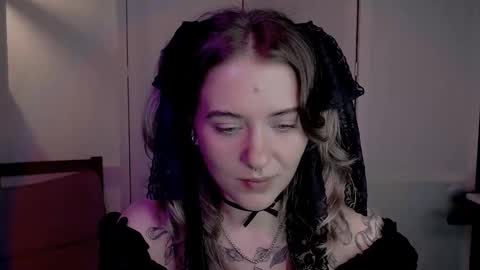 Snapshot of risha_laass chatting on December 1, 5:59 pm risha_laass online show from December 1, 5:59 pm