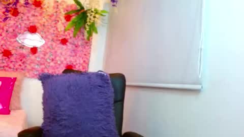 Risitos De Oro online show from October 11, 9:03 am