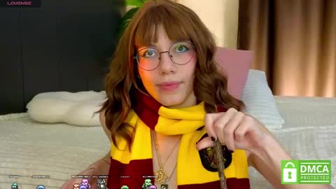 Agnes online show from February 16, 1:49 pm