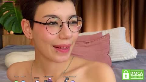 Agnes online show from February 13, 1:15 pm