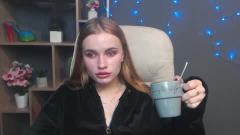 ritakiskis online show from November 4, 8:32 pm