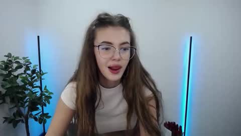 ritaneer online show from March 8, 9:02 am