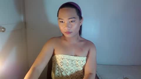Snapshot of ritzy_steel chatting on February 15, 7:06 am RITZY online show from February 15, 7:06 am