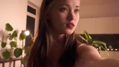 Akemi online show from February 24, 4:10 pm