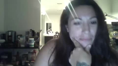 Snapshot of rnrbeauty99 chatting on October 18, 8:40 am rnrbeauty99 online show from October 18, 8:40 am