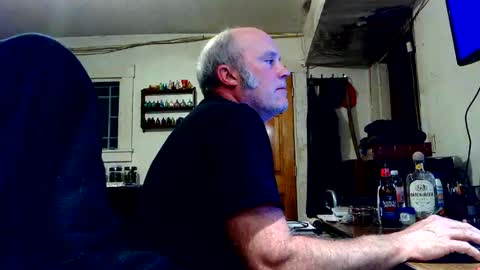 Snapshot of rnrd chatting on October 2, 2:21 am rnrd online show from October 2, 2:21 am
