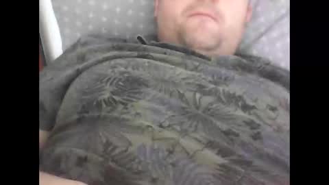 Snapshot of ro112458 chatting on September 27, 12:14 pm rosta online show from September 27, 12:14 pm
