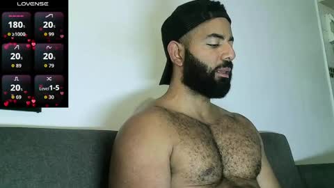 SebasRoa online show from April 15, 6:44 pm