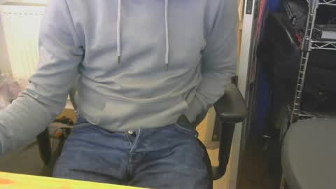 rob3616 online show from December 5, 9:44 pm