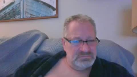 rob872217 online show from January 1, 6:26 am