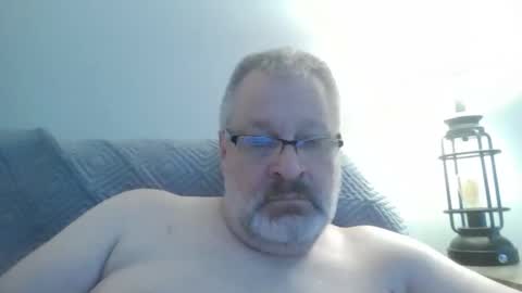 rob872217 online show from April 27, 12:14 pm