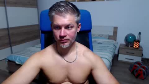 Snapshot of robbyshawz chatting on September 16, 8:39 am robbyshawz online show from September 16, 8:39 am
