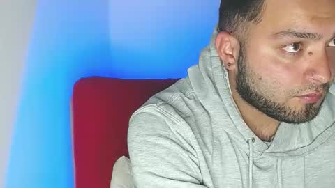 Stiven - online show from February 5, 7:45 am