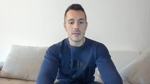 roberto4ever online show from October 27, 1:33 pm