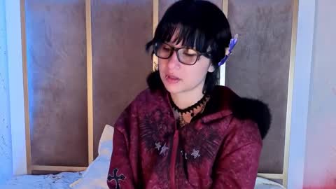 Snapshot of robinbennett chatting on October 9, 12:21 pm robin D online show from October 9, 12:21 pm