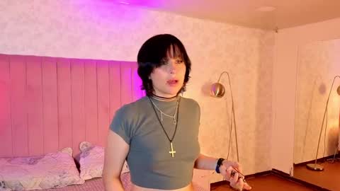 Snapshot of robinbennett chatting on September 15, 1:01 pm robin D online show from September 15, 1:01 pm
