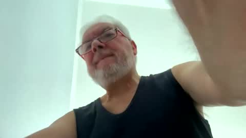 roby1057 online show from February 10, 11:15 am