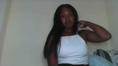 rochellinah online show from March 19, 11:04 am