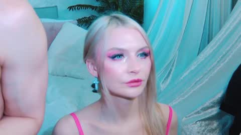 Lina and Den online show from April 10, 7:35 am