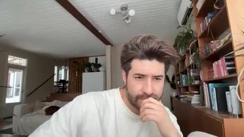 Roger Sterling online show from February 27, 9:57 am