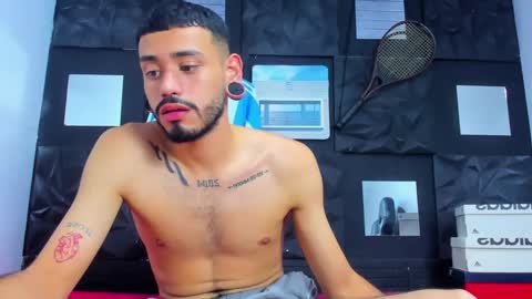 Snapshot of rolo_martinez chatting on September 14, 2:58 am rolo martinez online show from September 14, 2:58 am