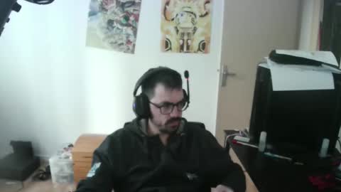 romainb72 online show from April 6, 7:09 am