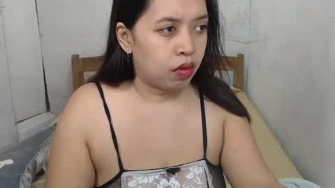 romanticpinay online show from January 18, 3:04 am