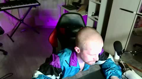 Roman online show from March 13, 7:06 pm