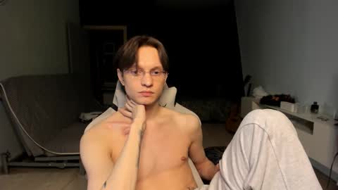 Romeo online show from February 28, 7:40 pm