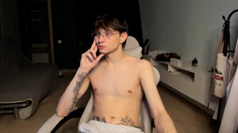 Romeo online show from February 15, 12:35 am