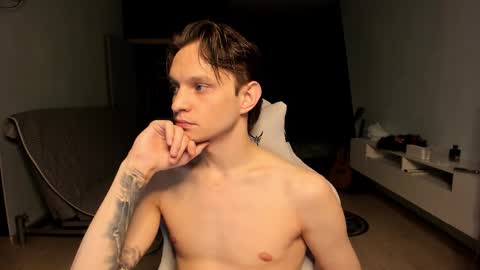 Romeo online show from March 2, 6:47 pm