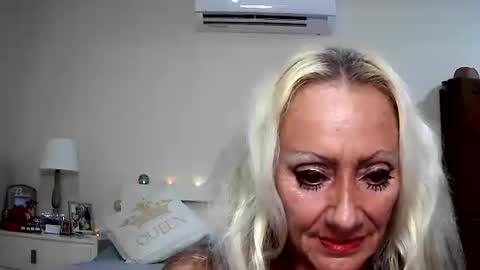romeodiamond online show from July 8, 3:21 am