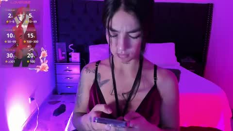 Romy Vega online show from December 10, 10:37 pm