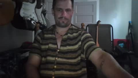 ronniejohnston13 online show from July 4, 11:14 am