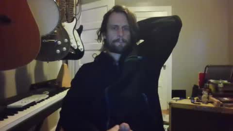 Snapshot of ronniejohnston13 chatting on October 19, 12:32 pm ronniejohnston13 online show from October 19, 12:32 pm
