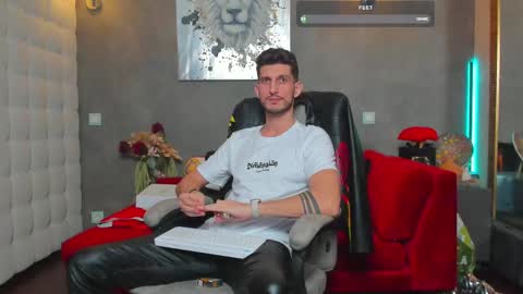 onlyfans-   online show from February 17, 10:27 pm