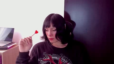 Twelve 3 Inst Twelve 312002 Twitter Room312 2002 online show from January 19, 10:06 pm