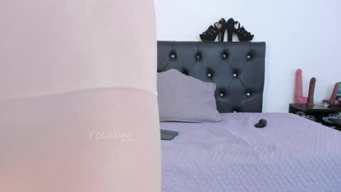    online show from April 21, 7:54 pm