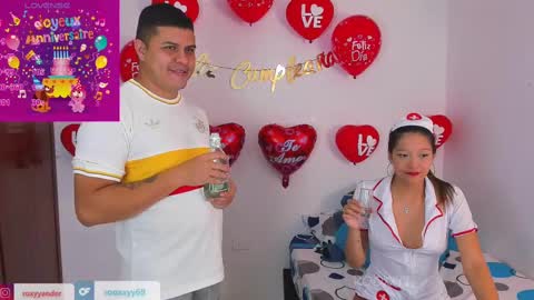 Snapshot of rooxxyy_ chatting on March 4, 1:01 am online show from March 4, 1:01 am
