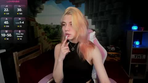 Call me Rosa online show from April 29, 9:36 am