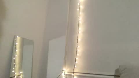 Rosalina online show from November 25, 6:12 am